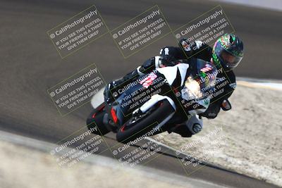 media/Sep-21-2025-TrackDaz (Sun) [[277c75b276]]/C Group/1240pm (Turn 2)/
